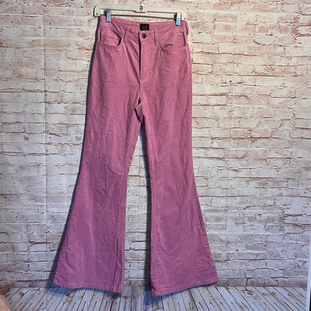 Vintage70's/80's LEE pink corduroy bell bottoms   Size 6